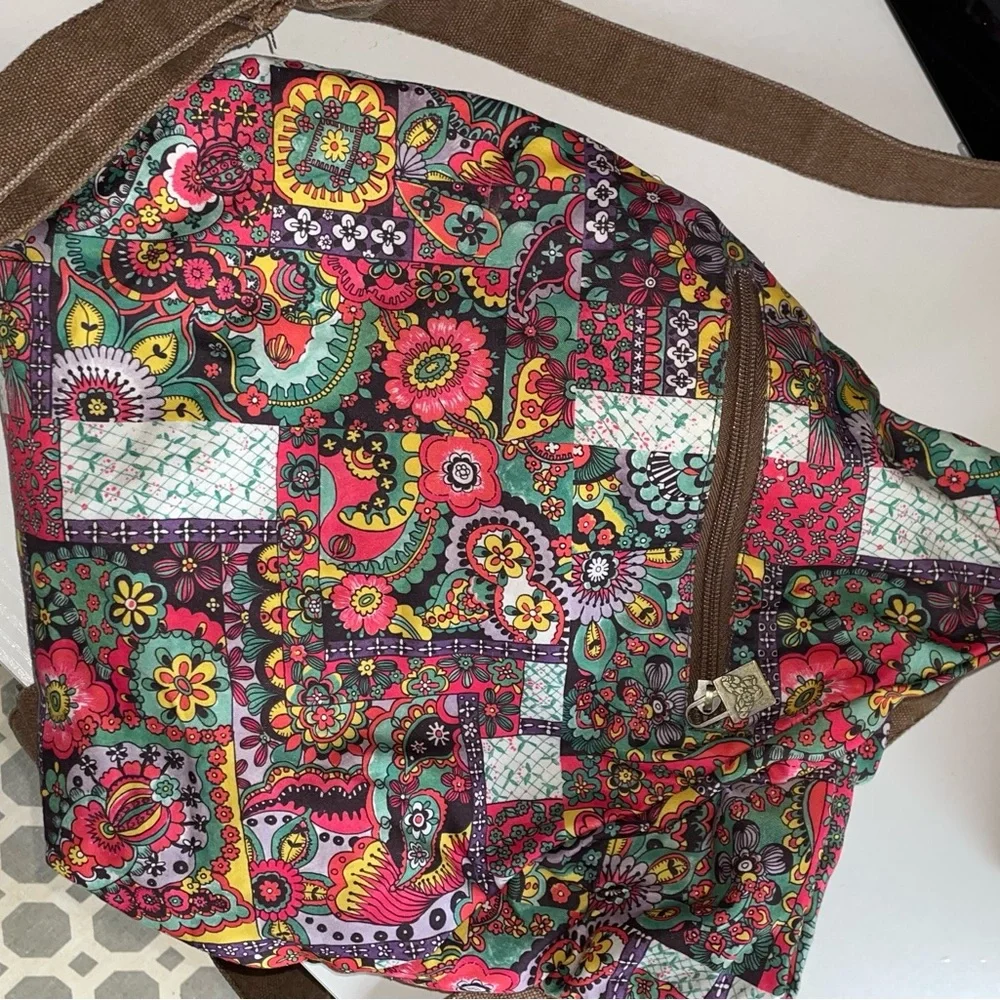 Multicolored lightweight backpack - Picture 5 of 5